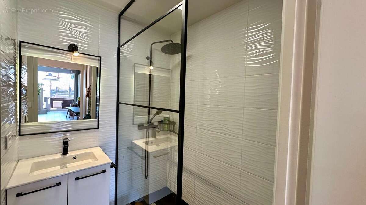 Appartement 44 m² à Meythet  - photo 5