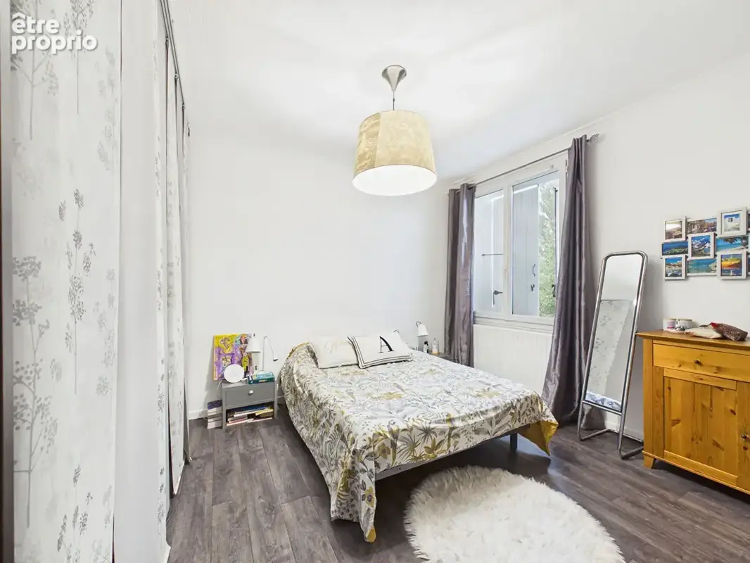 Maison familiale de 126 m2 avec 4 chambres et jardin arboré de 1 208 m² - photo 12