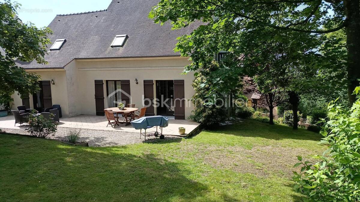 Maison à MARGENCY