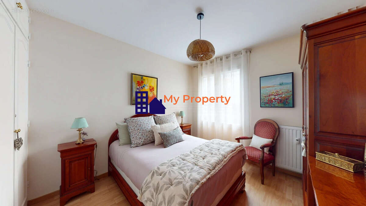 Appartement à HOUILLES