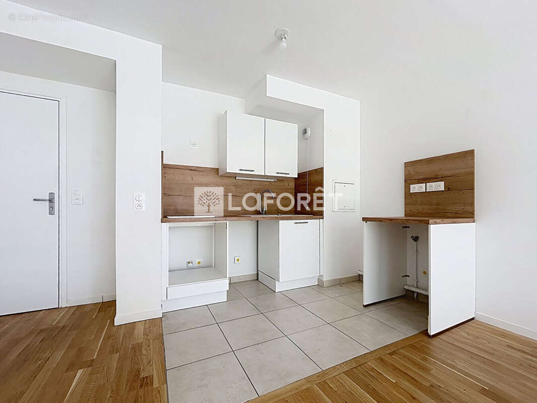 Appartement à VERNEUIL-SUR-SEINE