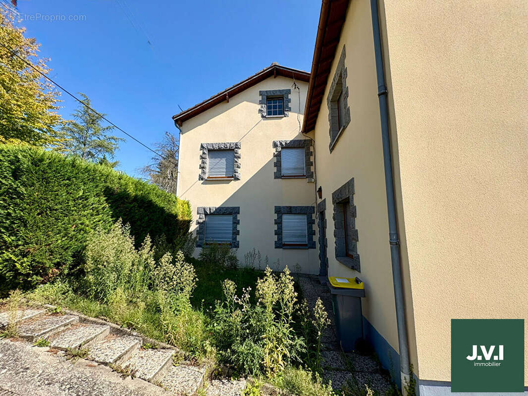 Maison à MONTMORENCY