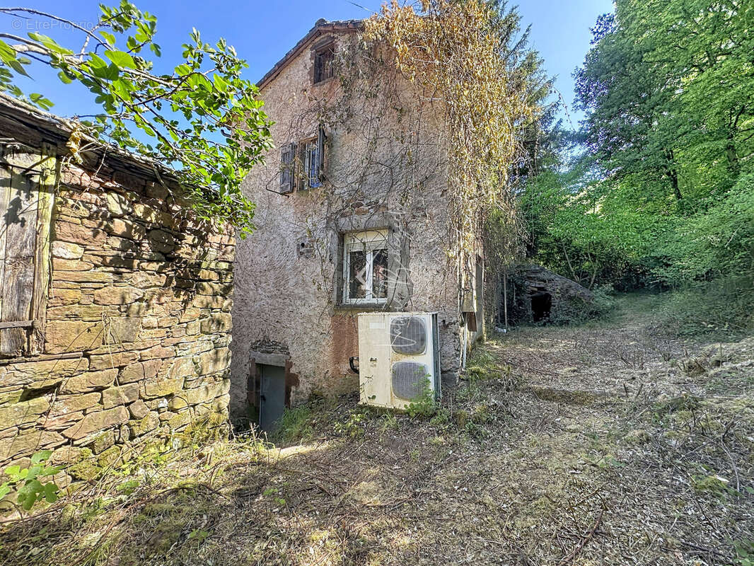 Maison à SAINT-IZAIRE