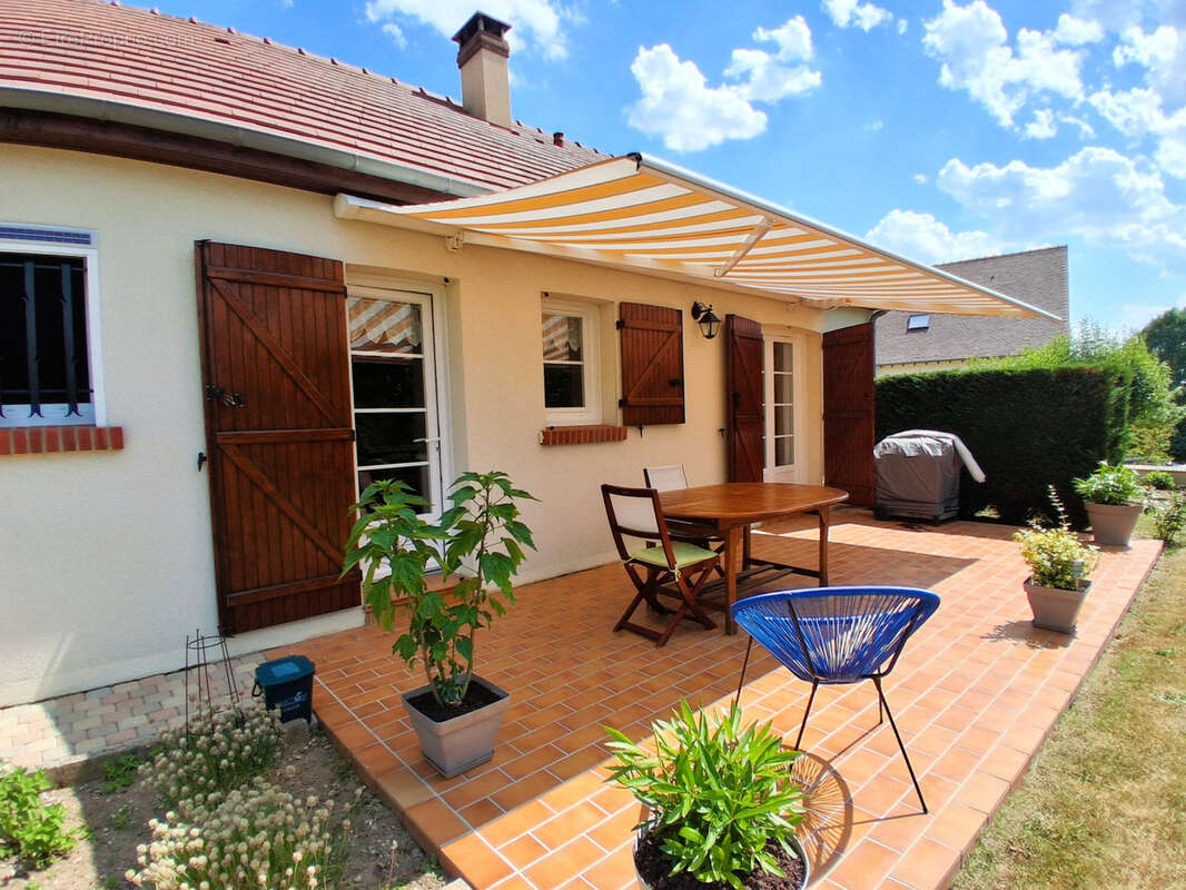 Maison à NEVOY
