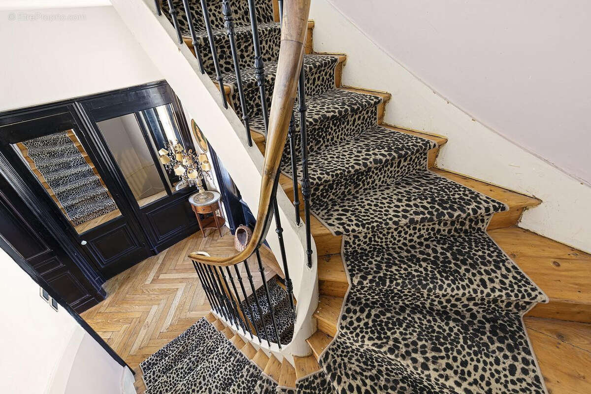 Maison à CALUIRE-ET-CUIRE