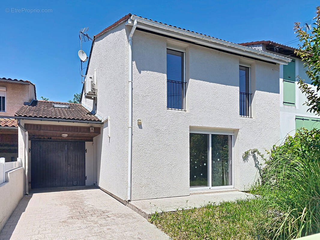 Maison à CANEJAN