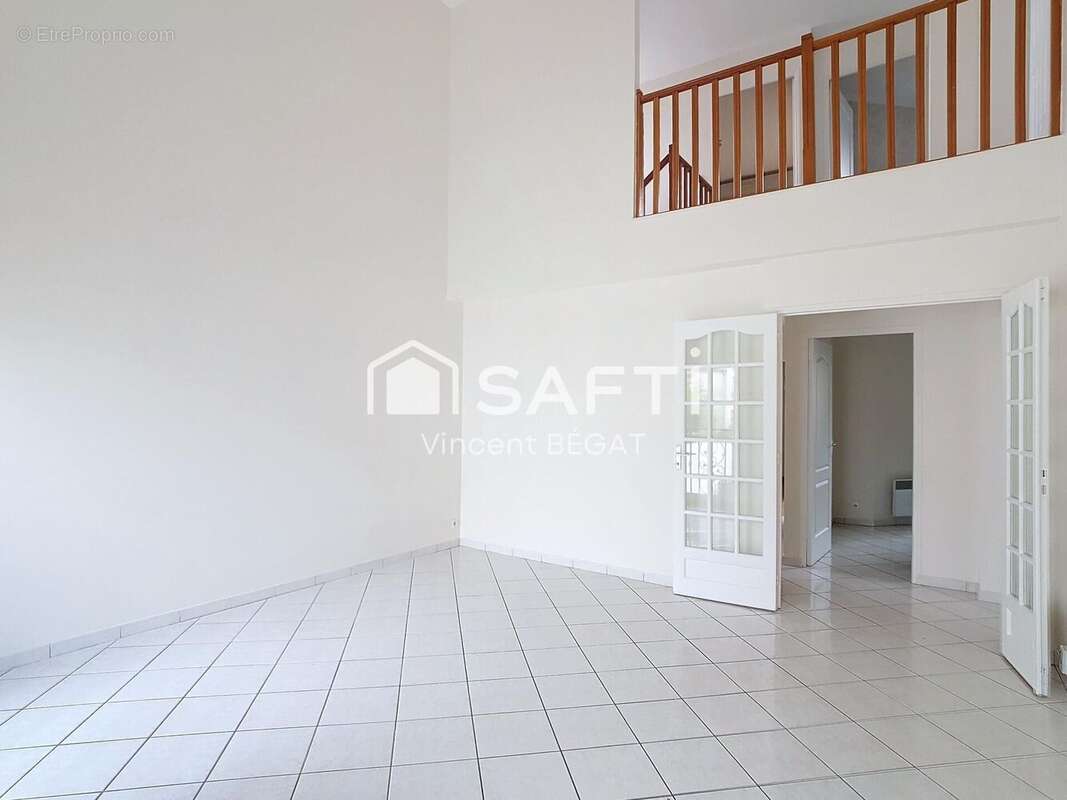 Photo 3 - Appartement à MONTEREAU-FAULT-YONNE