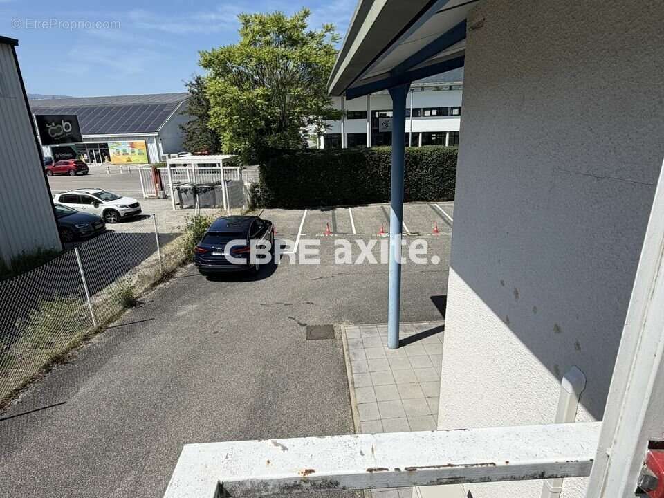 120 m² à Challes-Les-Eaux  - photo 4