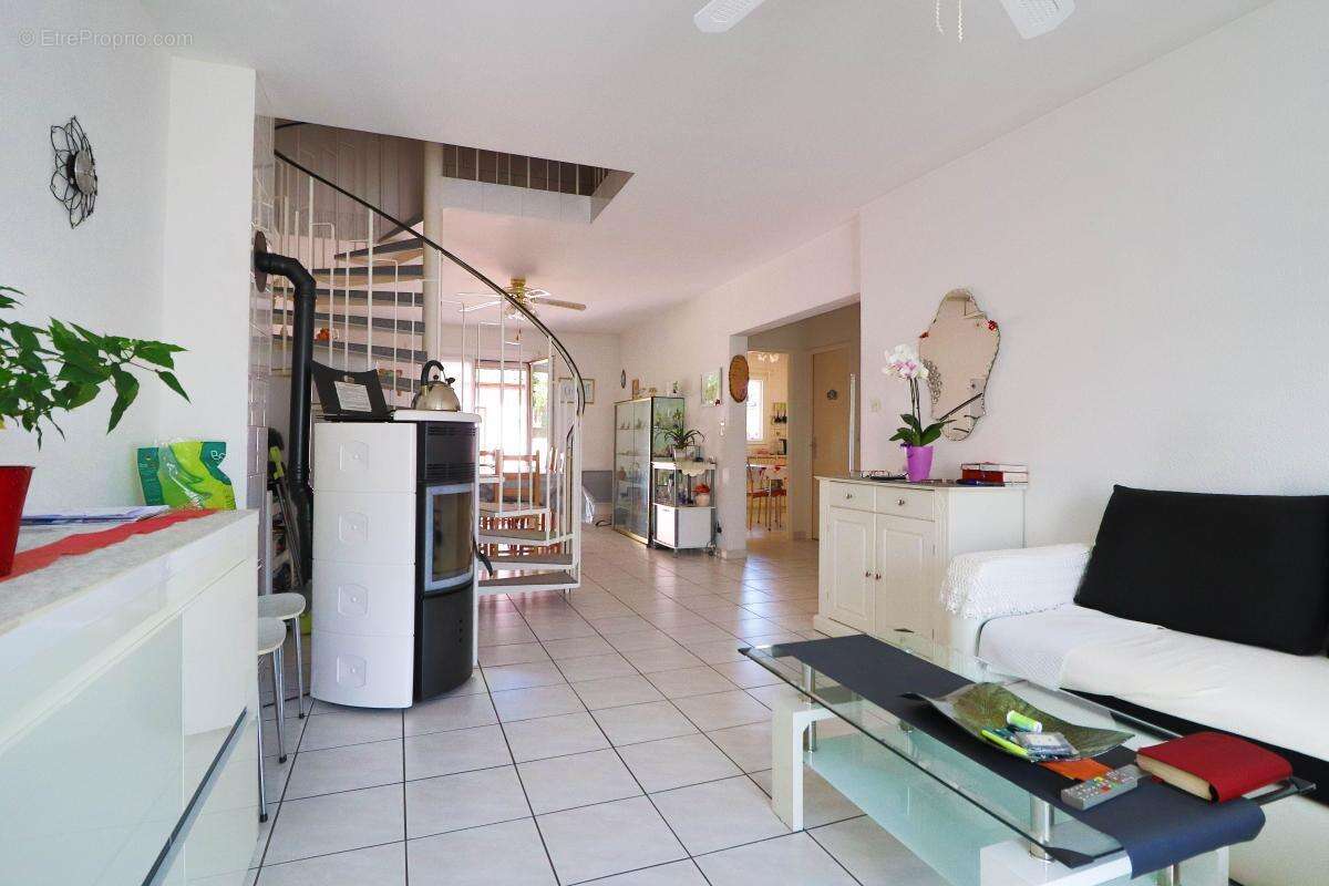 Maison à HERRLISHEIM-PRES-COLMAR