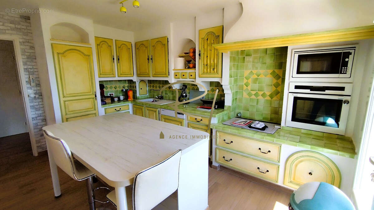 Maison à SAINT-AMBROIX