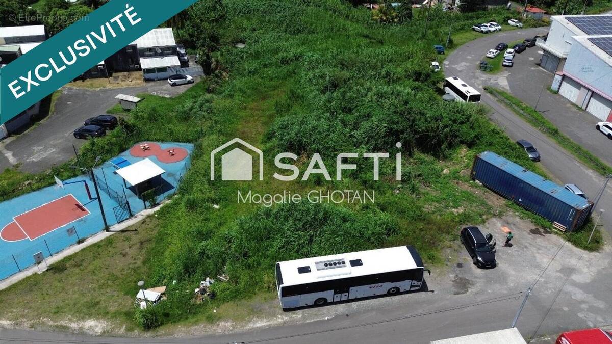 Photo 1 - Terrain à GOURBEYRE