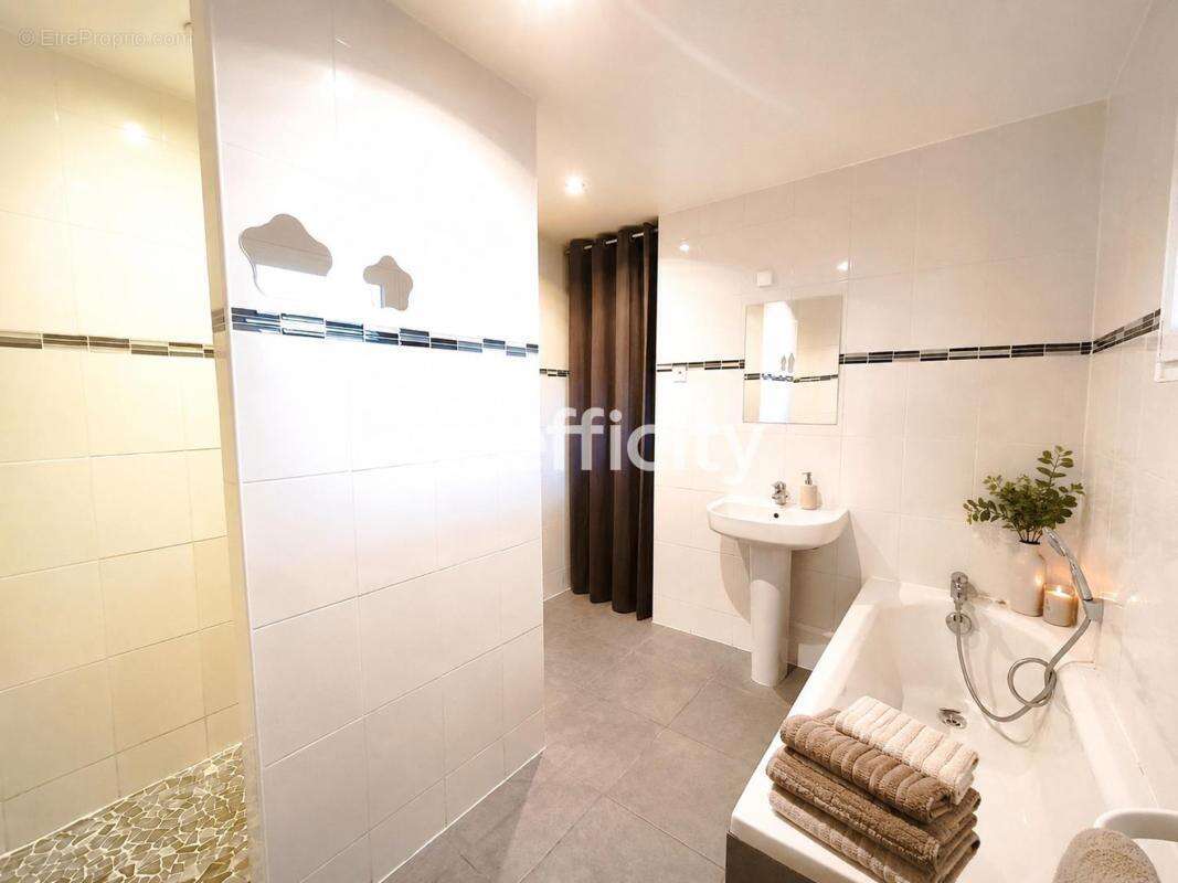 Maison de ville - photo 5