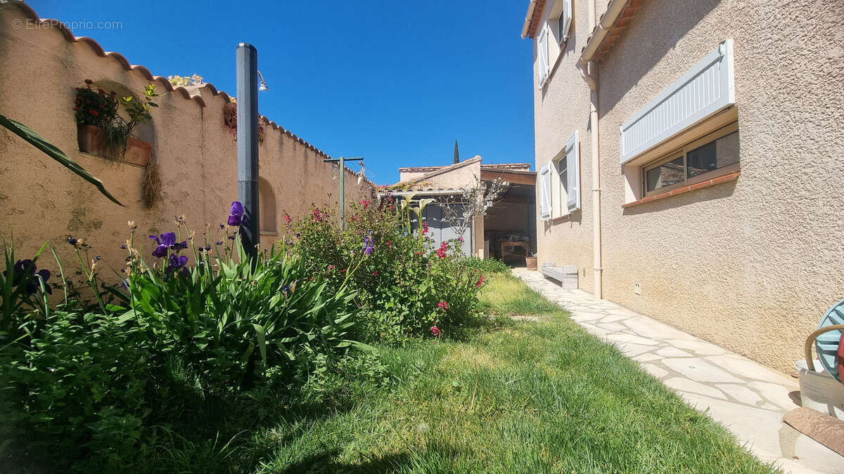 Maison à LA LONDE-LES-MAURES