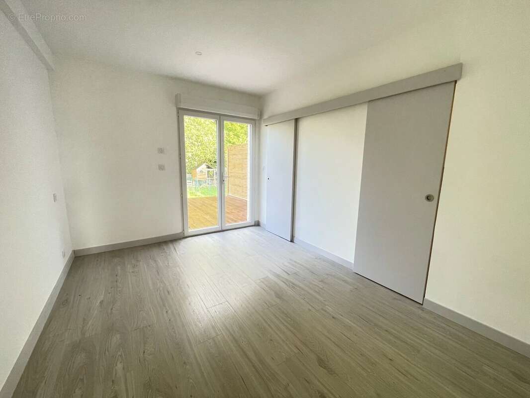 Maison à LA VICOMTE-SUR-RANCE