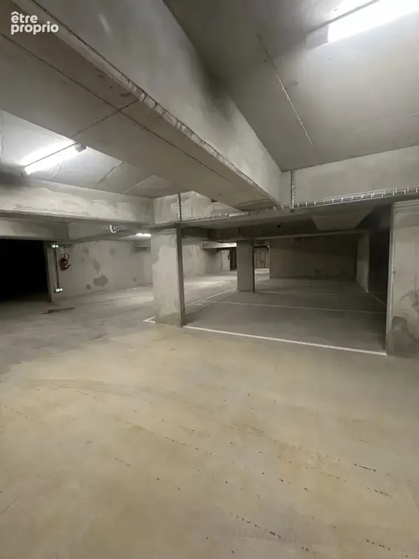 Parking à TOULON