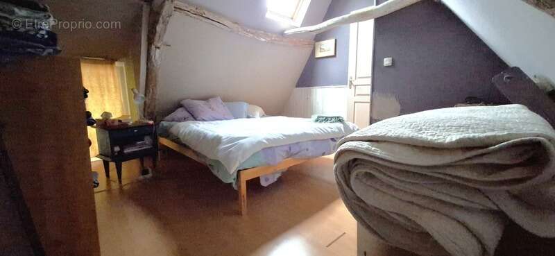 A vendre LIMEYRAT (24), maison de 172 m2 sur un terrain de 2300 m2 - photo 15