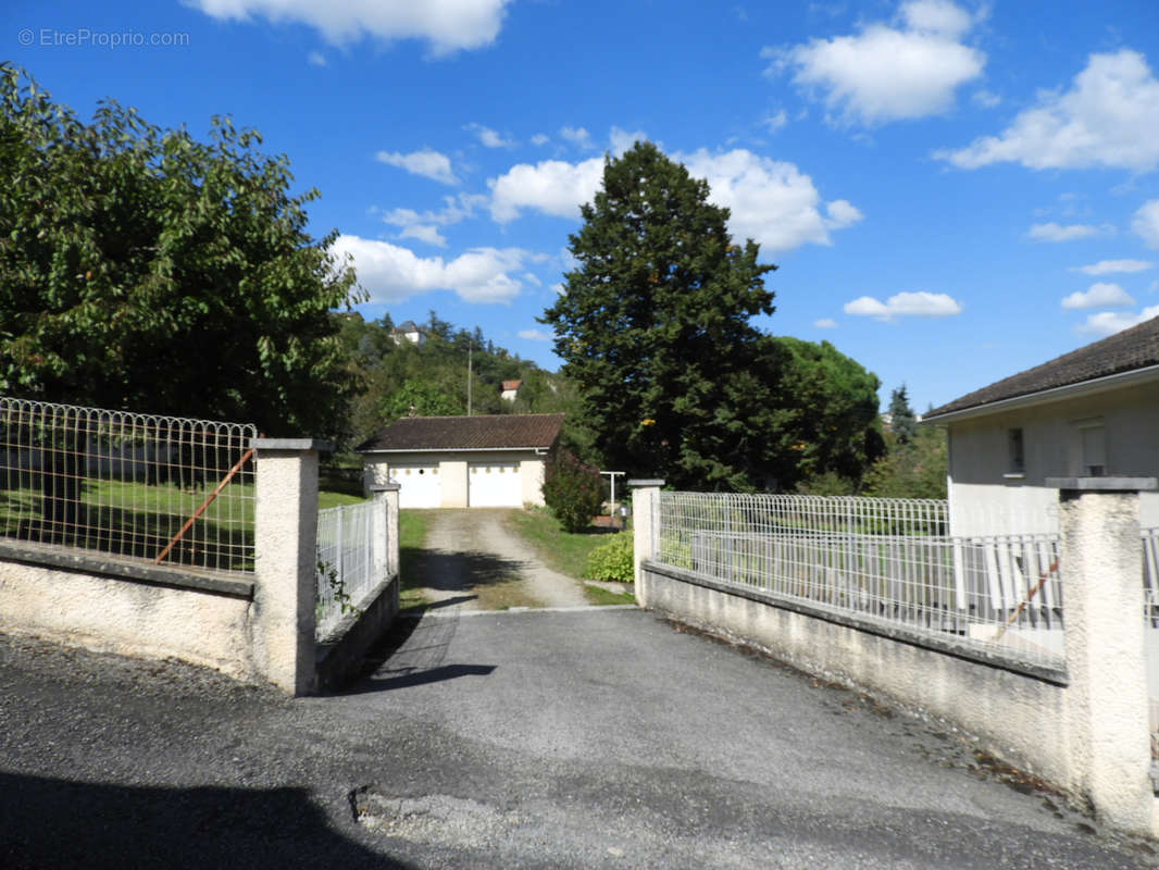 Maison à VILLEFRANCHE-DE-ROUERGUE