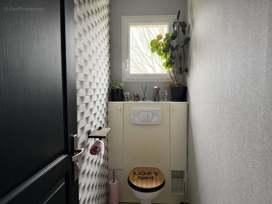 Maison à VILLE-SUR-ILLON