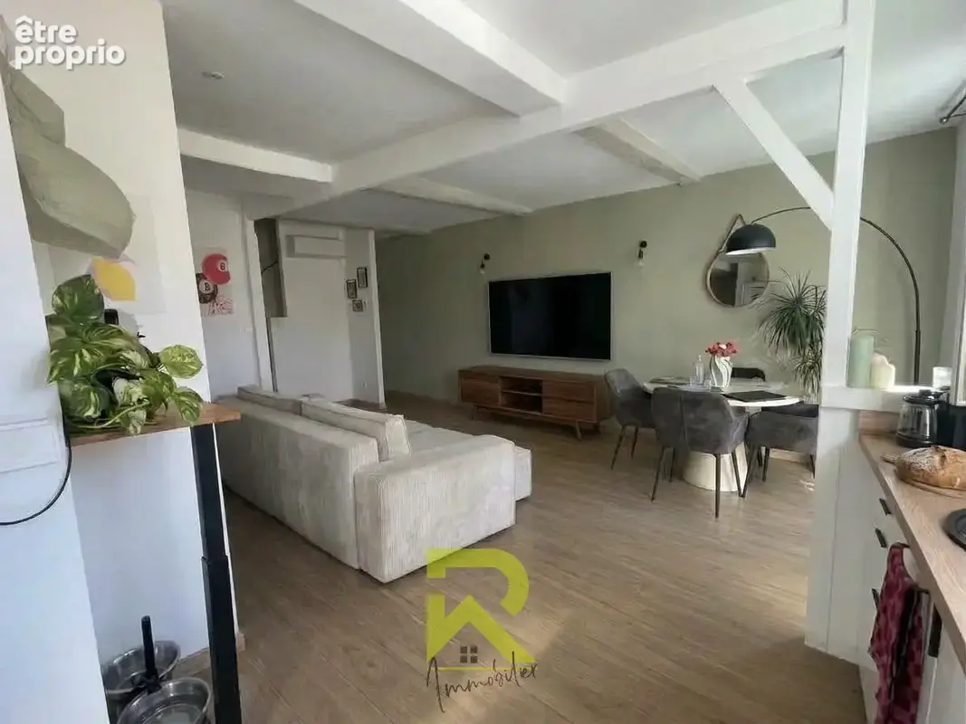 Maison de caractère avec studio indépendant à Pinet (34) - photo 3
