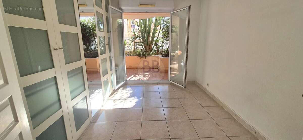 Appartement à SAINT-RAPHAEL