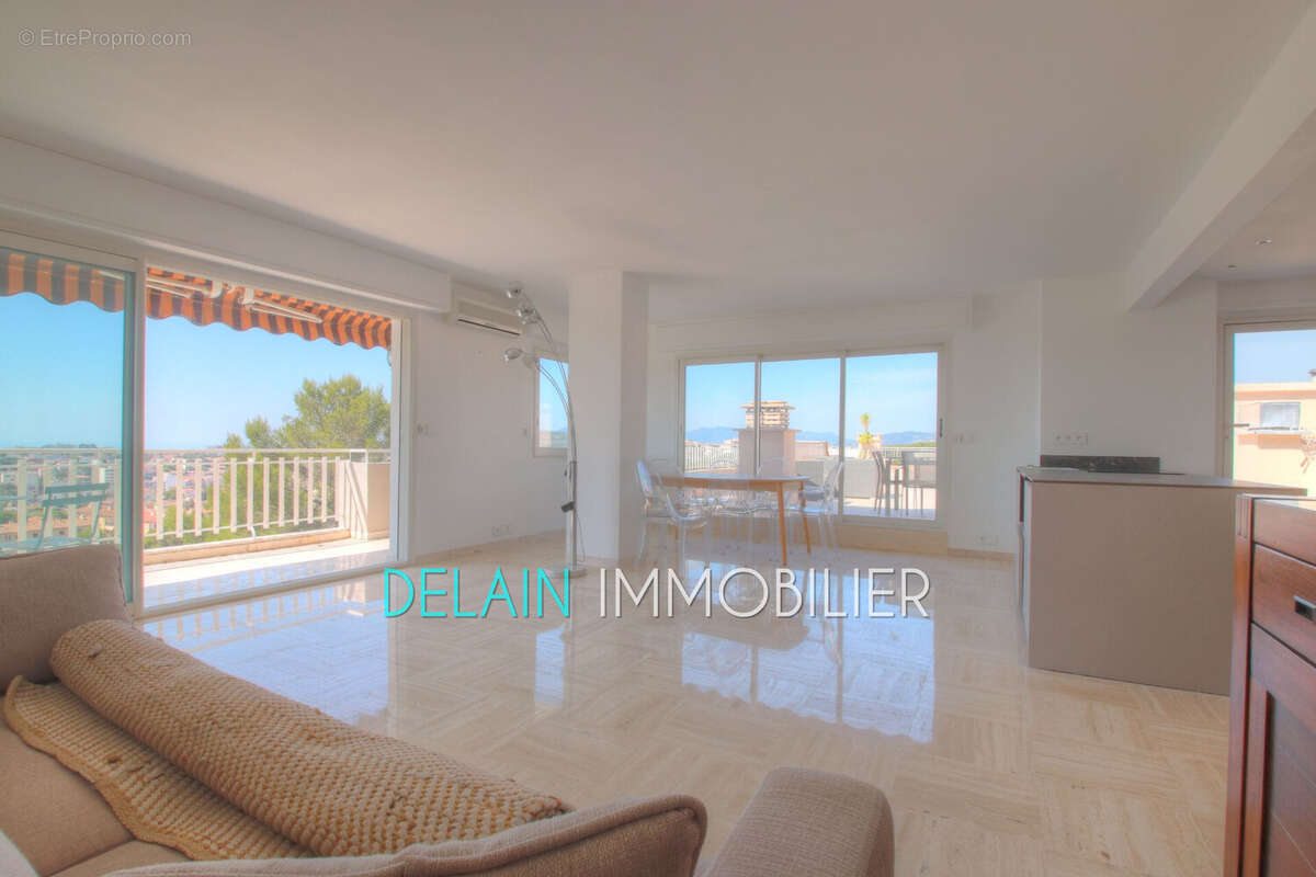 Appartement à LE CANNET