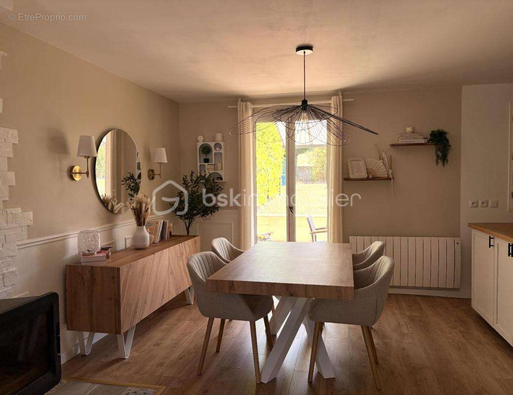 Maison à MORIGNY-CHAMPIGNY