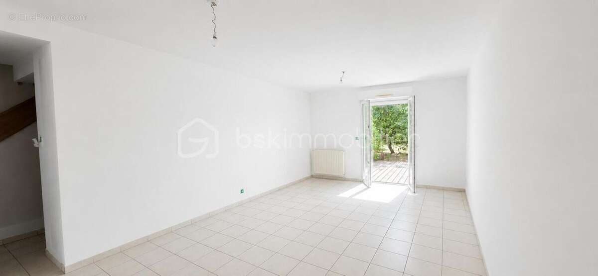 Maison familiale 95 m² – Trélazé, secteur Mairie - DPE C - photo 4