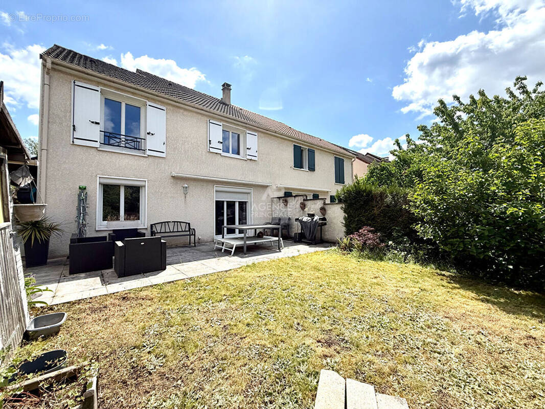 Maison à ACHERES