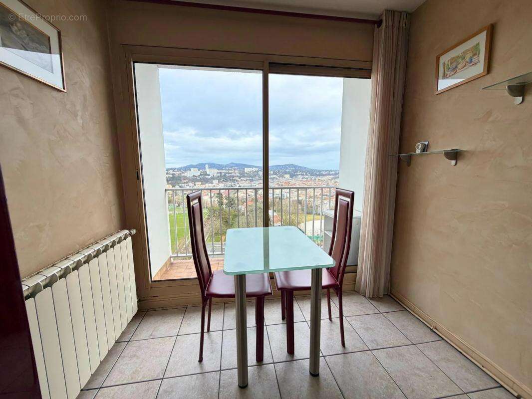 Appartement à LYON-5E