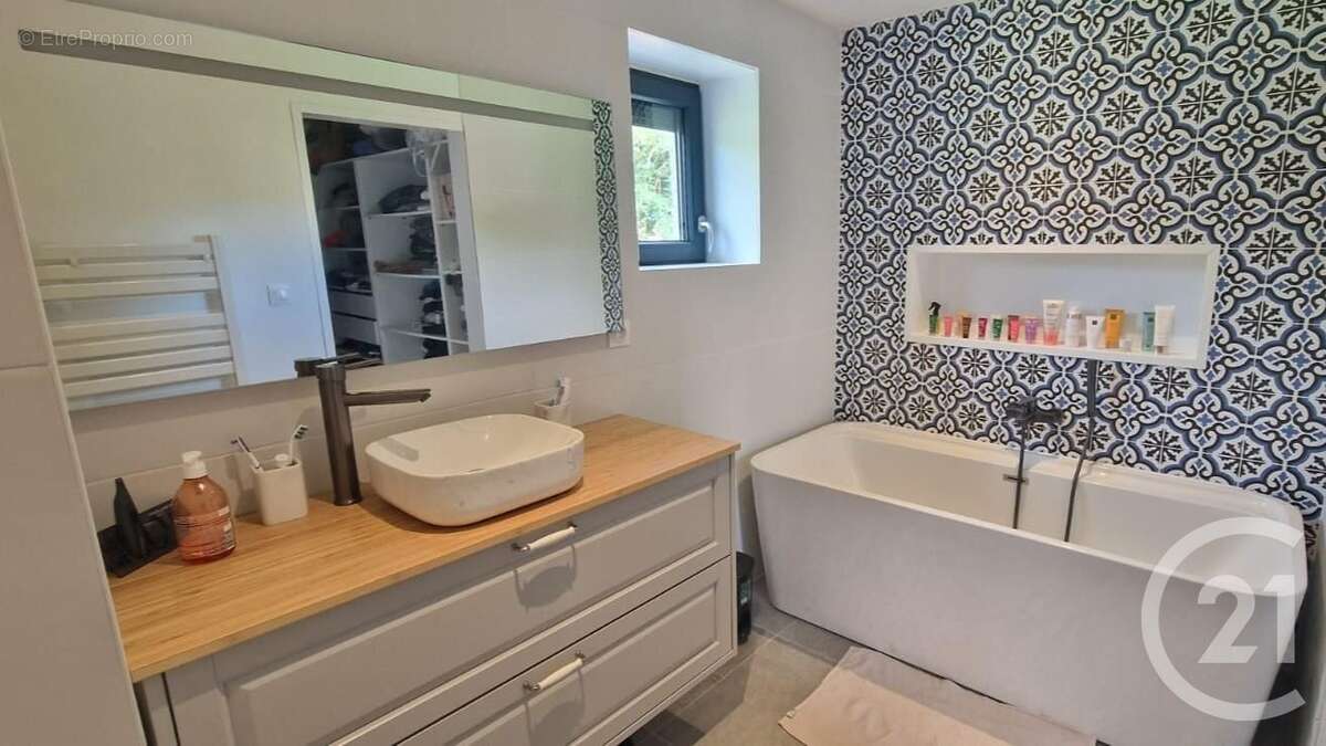 Maison à MESSIMY-SUR-SAONE