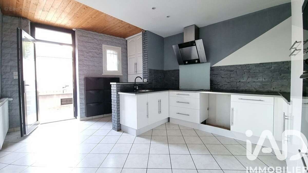 Photo 8 - Maison à SAINT-CHAMOND