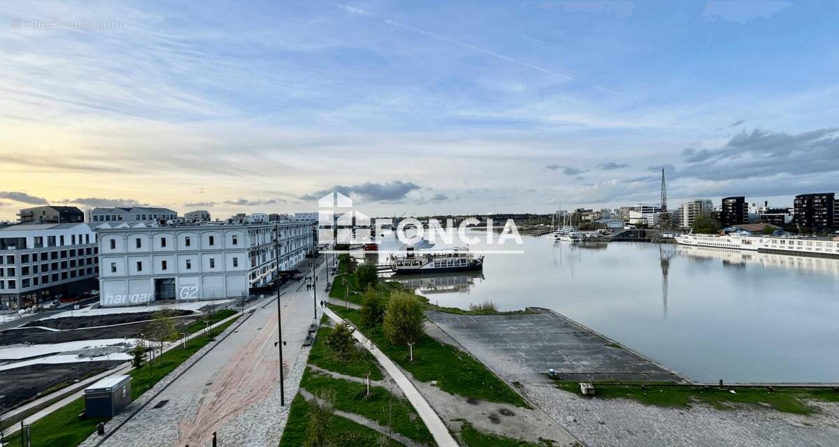 Appartement à BORDEAUX