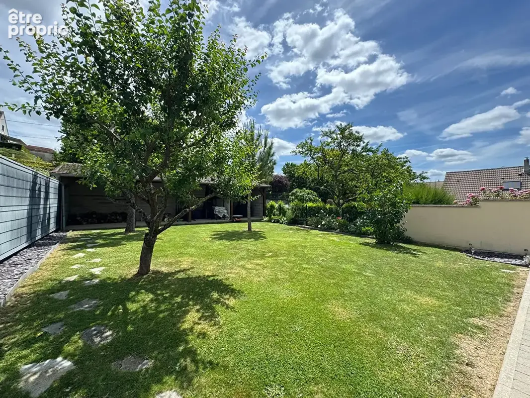 Maison rénovée avec jardin et sous-sol - champillon - photo 11