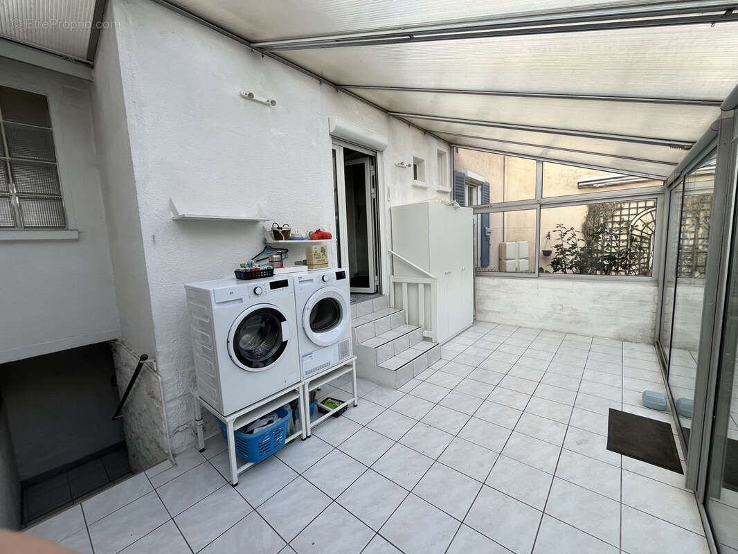 Maison à PARAY-VIEILLE-POSTE