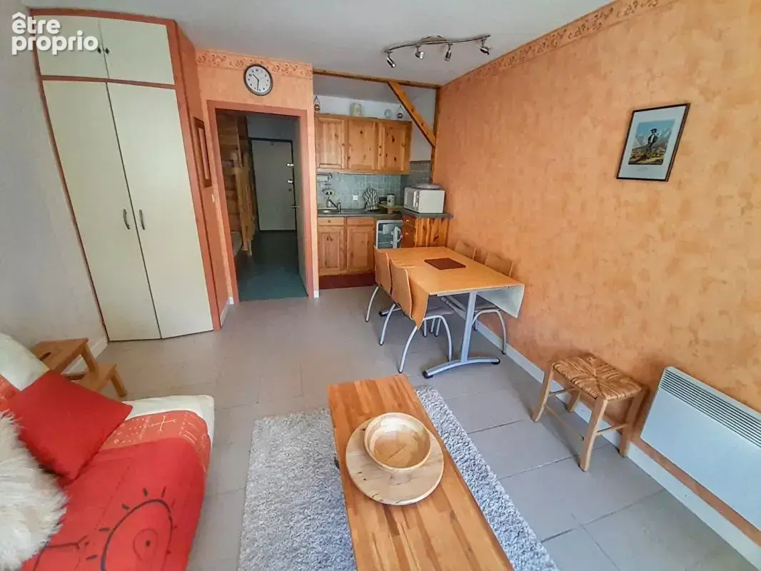 Appartement avec balcon, vue sur les sommets - photo 4