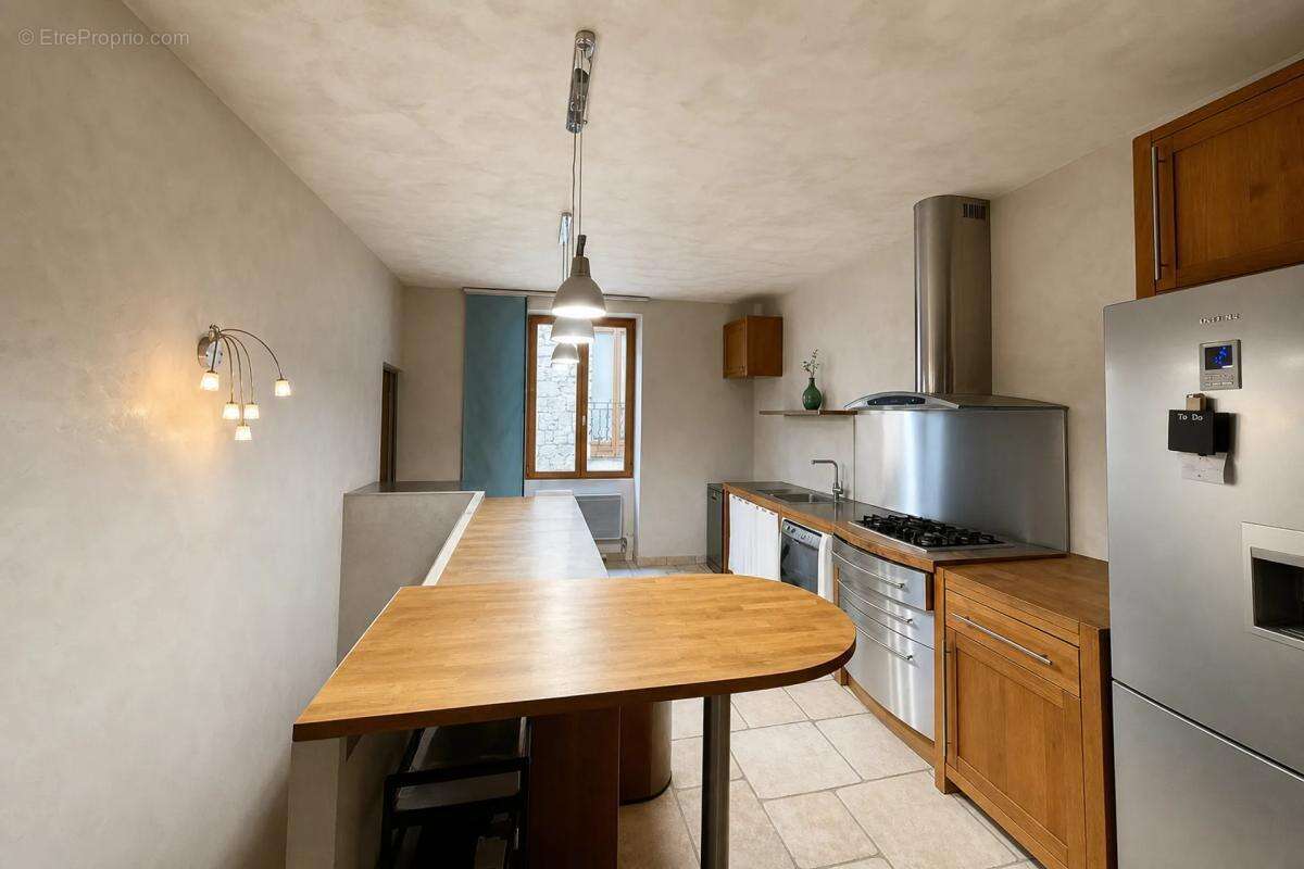 Maison rénovée 5 pièces 110 m² au calme, Peille - photo 5