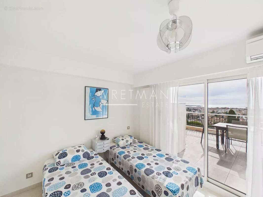 Appartement à LE CANNET