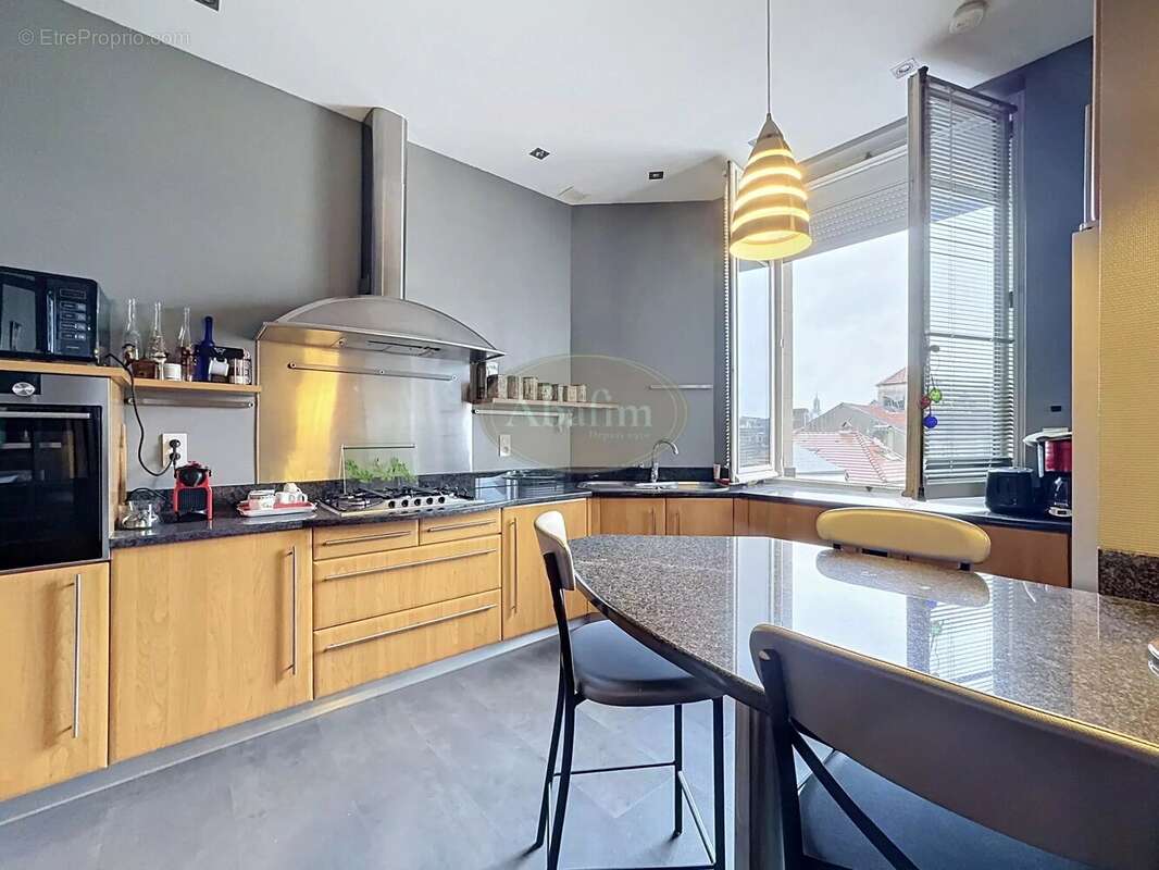 Appartement haussmannien lumineux - photo 5