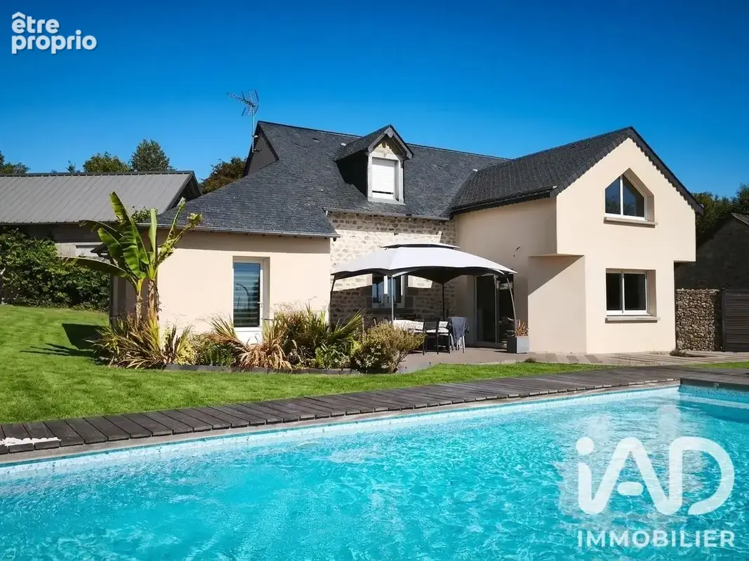 Photo 1 - Maison à CRENNES-SUR-FRAUBEE