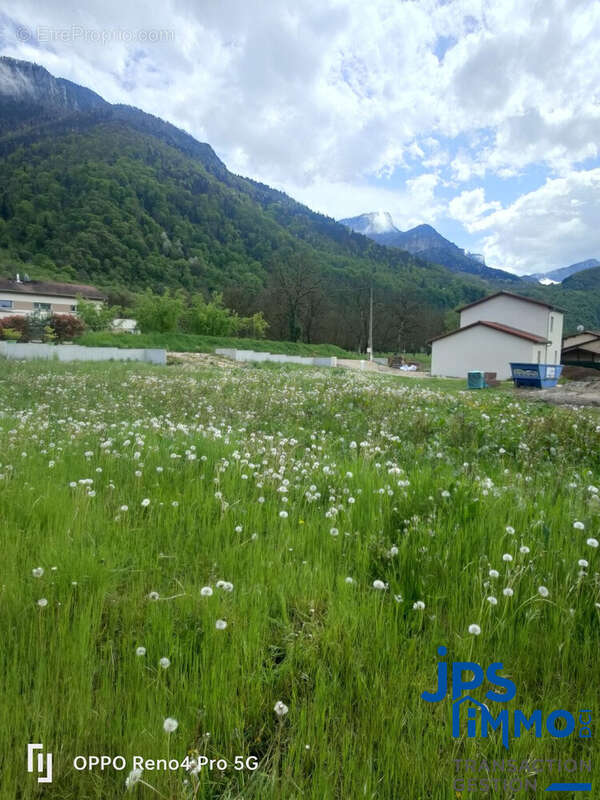 Terrain 465 m² à La Riviere  - photo 6