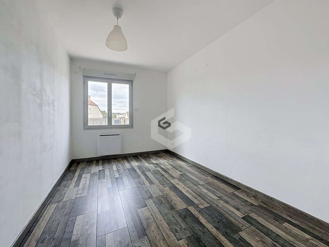 Maison 106 m² à Crouy  - photo 7