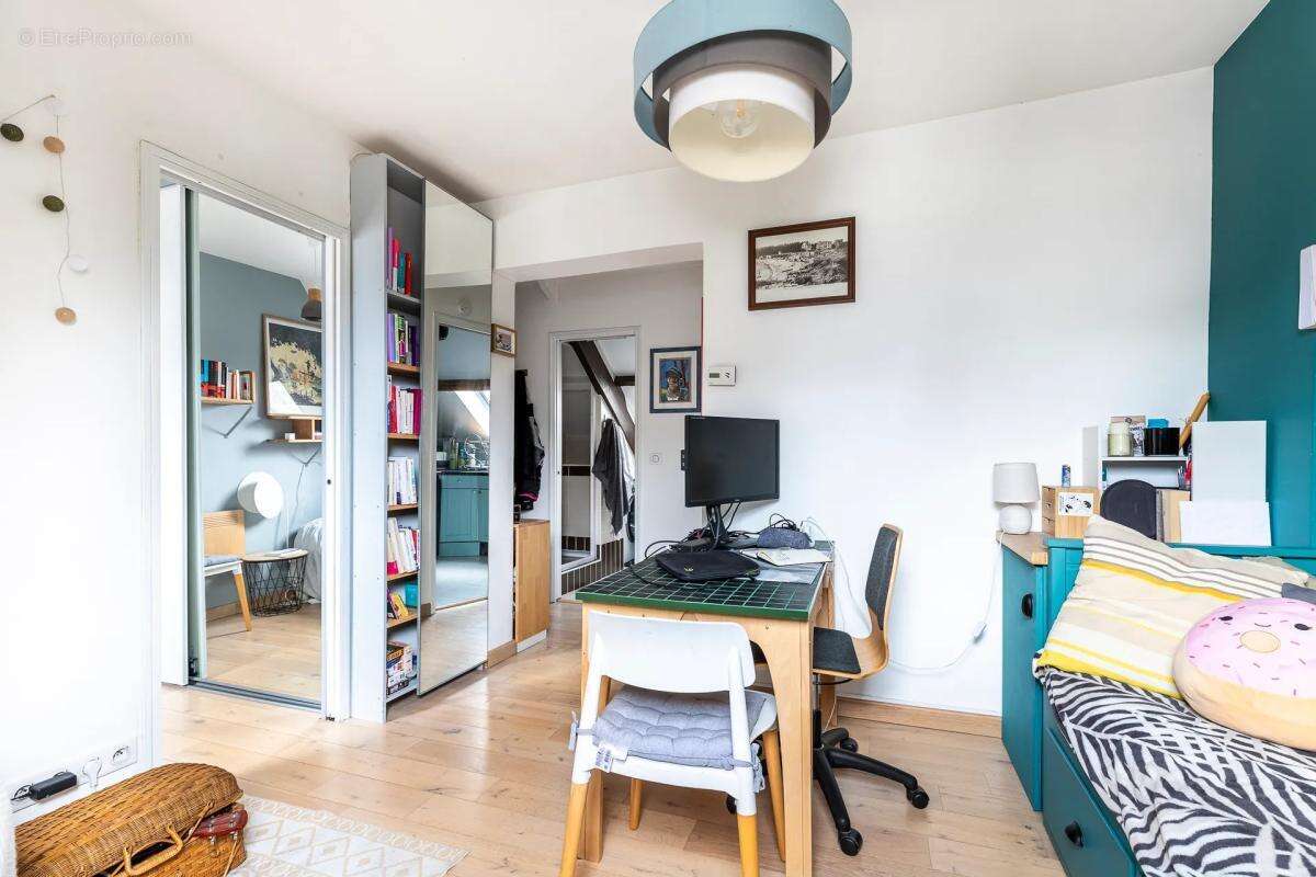 Appartement à IVRY-SUR-SEINE