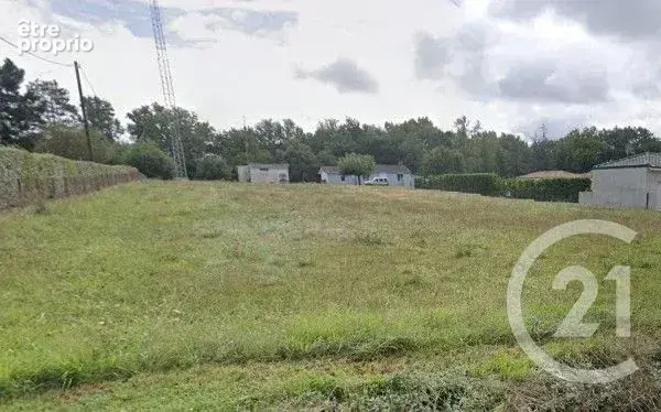 Terrain à AUBIAC