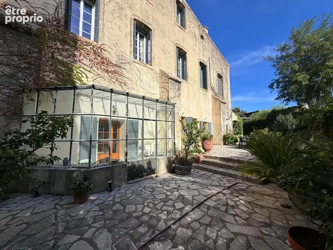 Photo Maison à Montbazin au prix de 958 333€