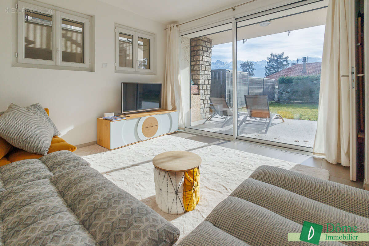 Appartement à CORENC