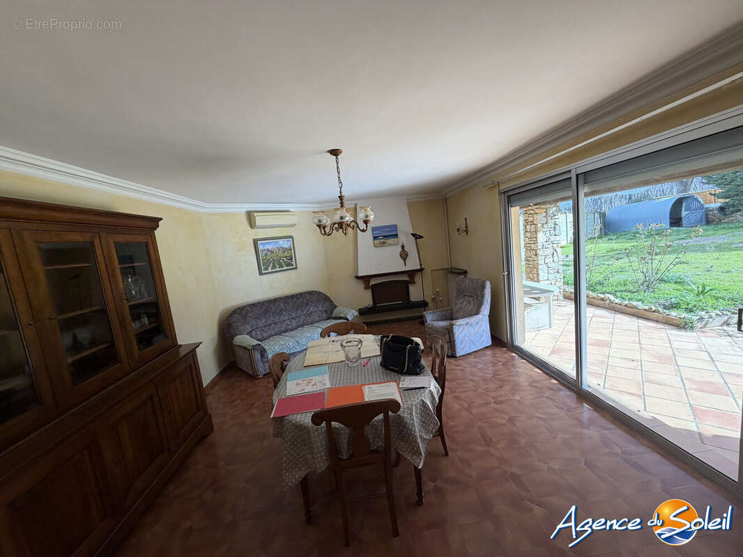 Maison à SAINT-ANDRE-DE-ROQUELONGUE