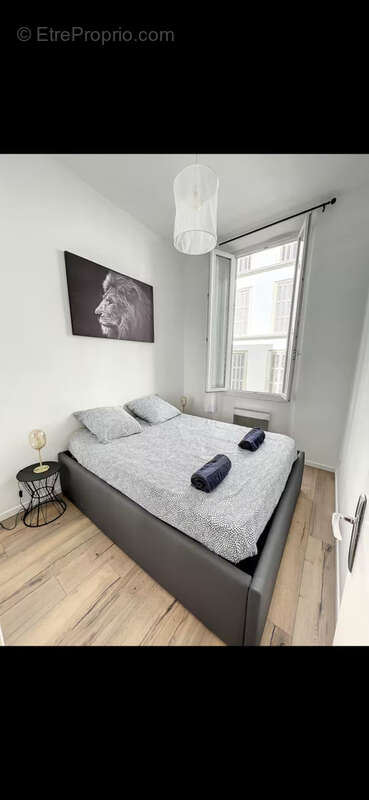 Appartement à MARSEILLE-1E