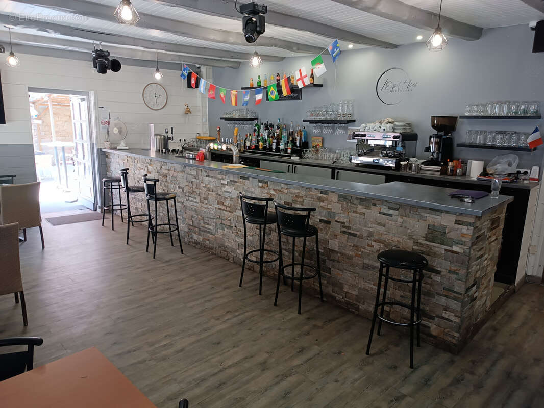 A vendre bar/restaurant - photo 2