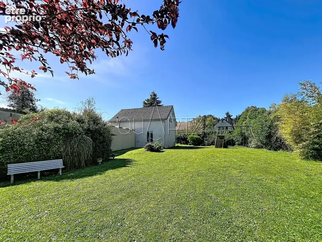 Propriété composée de deux maisons et ses annexes - photo 4