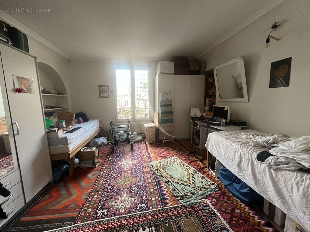 Appartement à PARIS-10E
